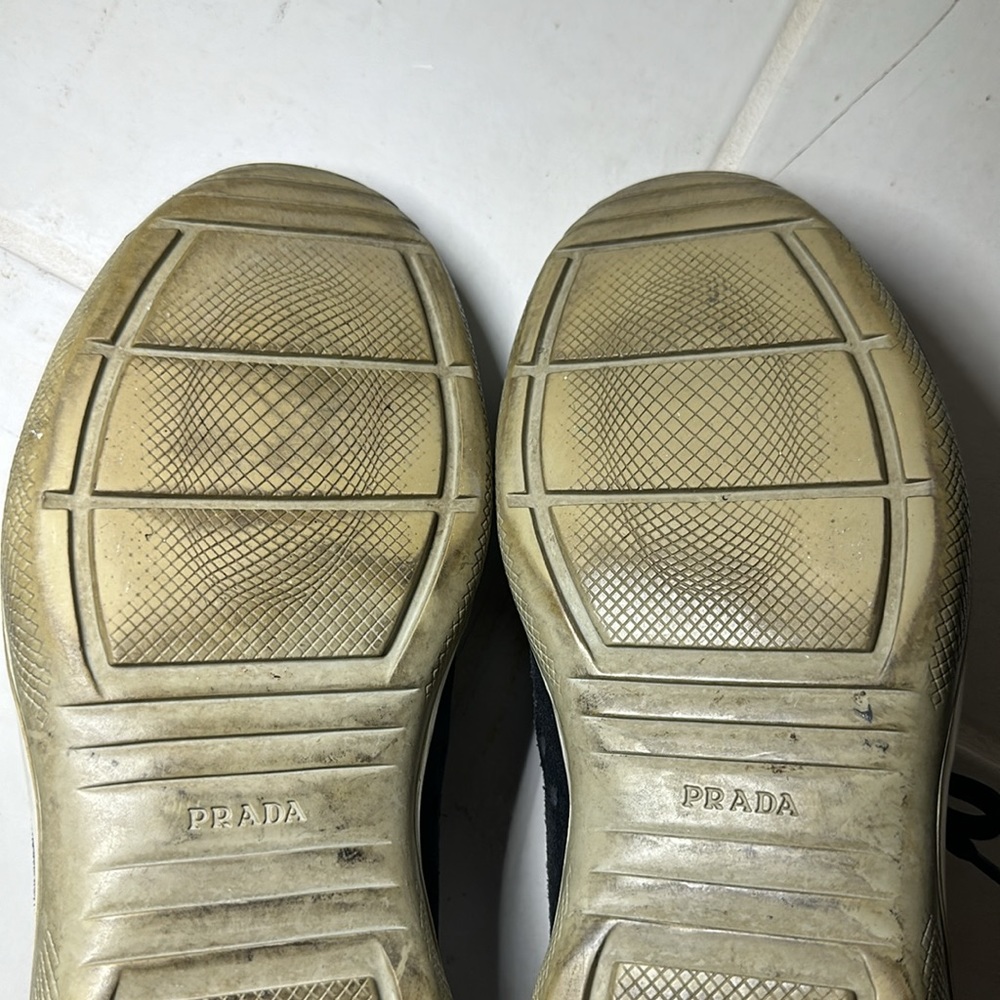 PRADA men’s blue suede and nylon low top sneakers Size: 9.5 - Picture 9 of 12